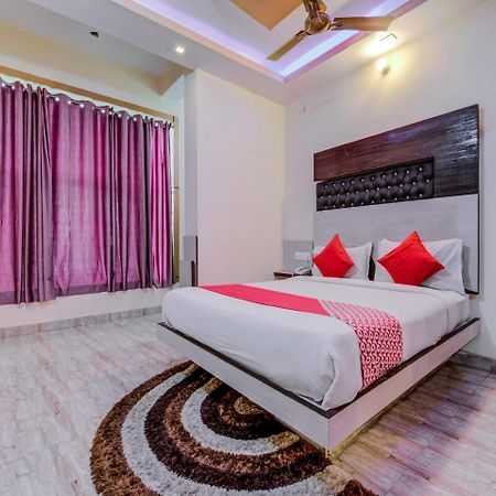 Oyo 18873 Hotel Comfort Деогарх Экстерьер фото